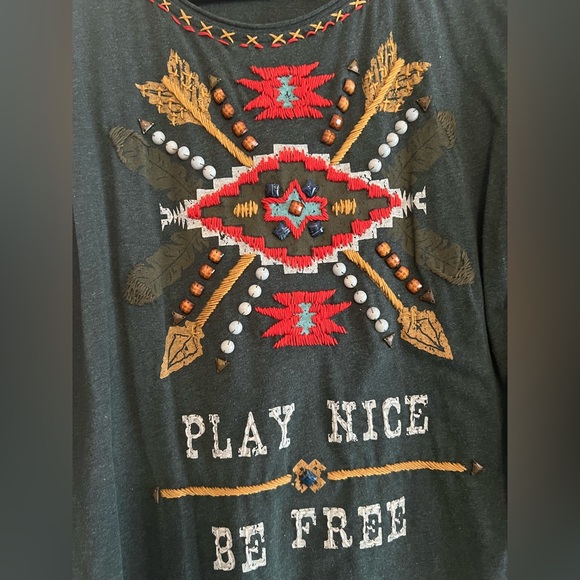 Double D Ranch - Fringe Hem Graphic Long Sleeve Top - Picture 4 of 4